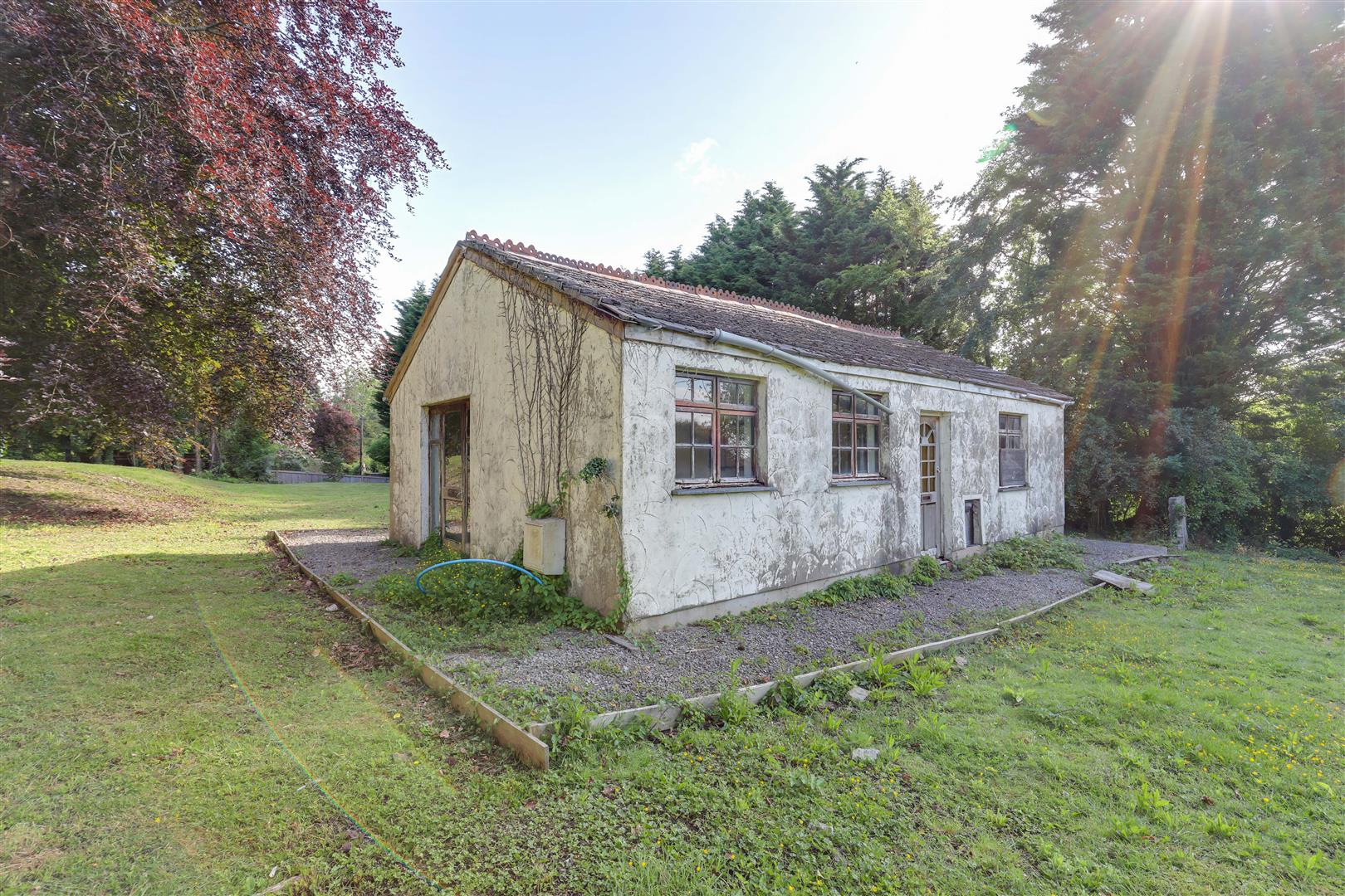 Hillandale, Pen-Y-Turnpike Road, Dinas Powys, Vale of Glamorgan, CF64 4HG